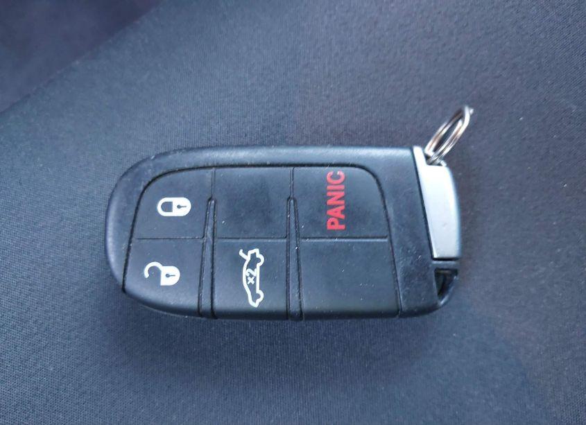 Photo 11 of 2019 Chrysler 300 TOURING (VIN 2C3CCAAG9KH610228)