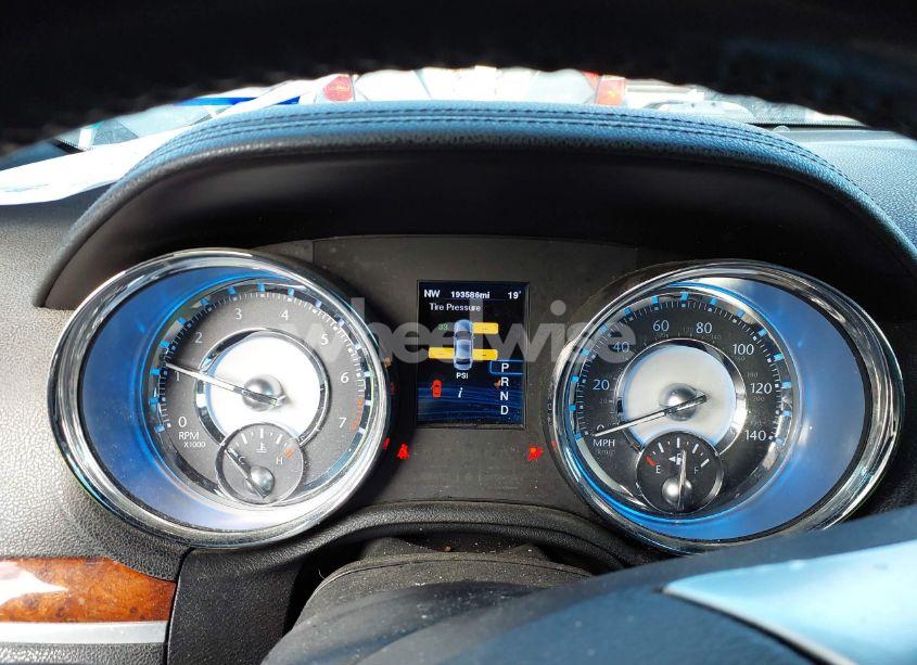 Photo 7 of 2012 Chrysler 300 (VIN 2C3CCAAGXCH116445)