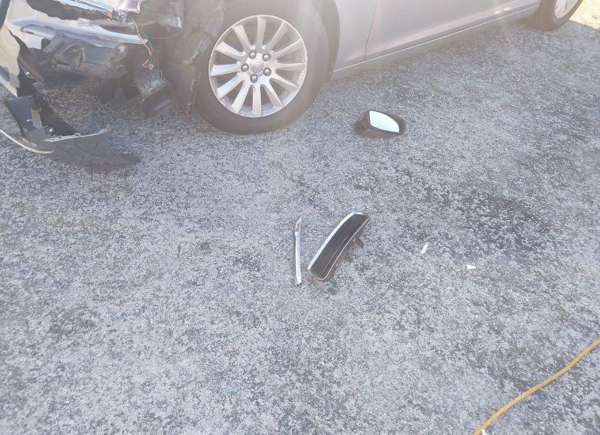 Photo 12 of 2013 Chrysler 300 MOTOWN (VIN 2C3CCAAGXDH627459)