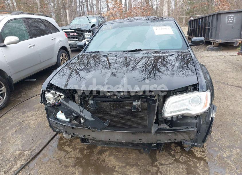 Photo 13 of 2014 Chrysler 300 (VIN 2C3CCAAGXEH260998)