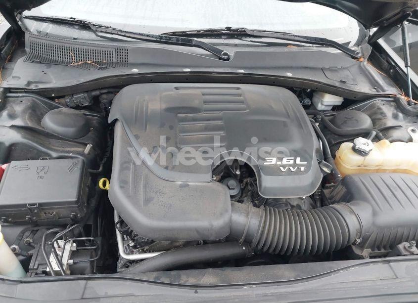 Photo 10 of 2013 Chrysler 300 (VIN 2C3CCABG0DH507250)