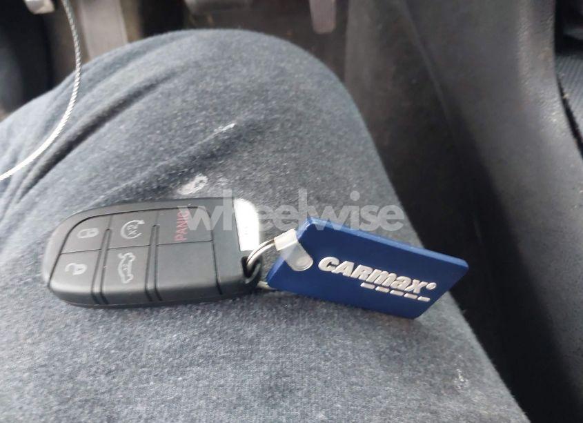 Photo 11 of 2013 Chrysler 300 (VIN 2C3CCABG0DH507250)