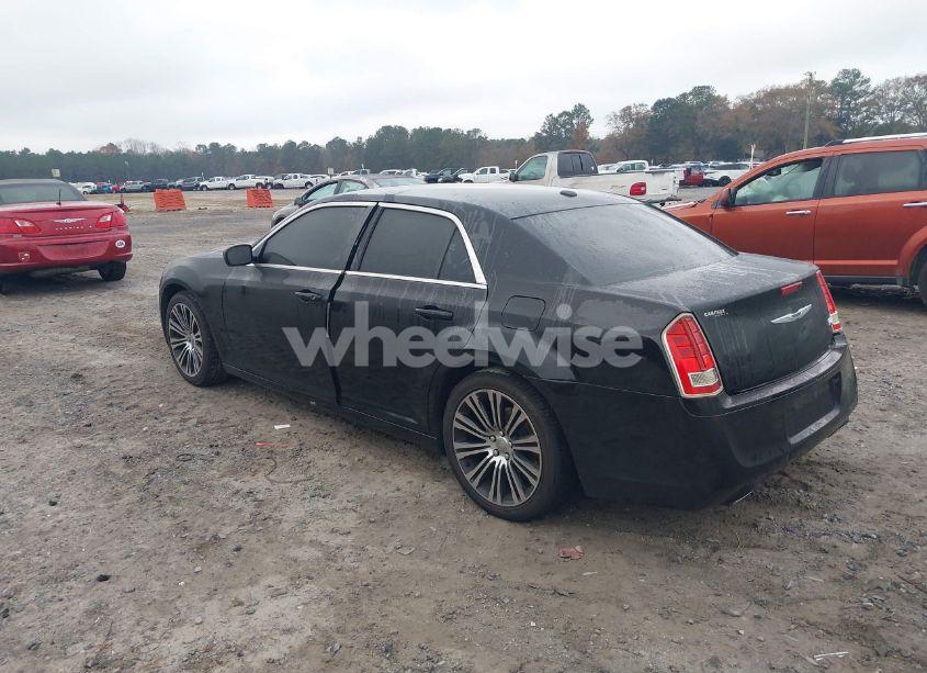 Photo 3 of 2013 Chrysler 300 (VIN 2C3CCABG0DH507250)