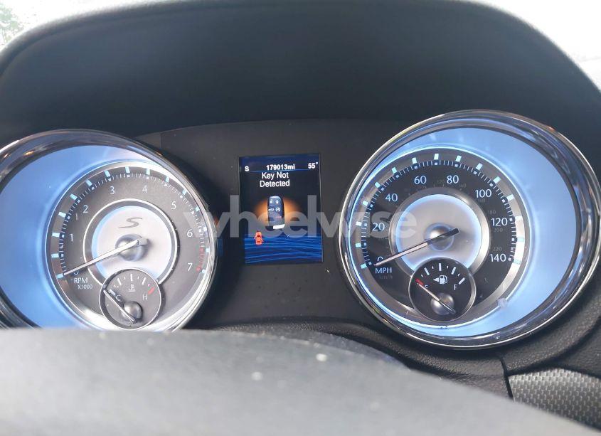 Photo 7 of 2013 Chrysler 300 (VIN 2C3CCABG0DH507250)