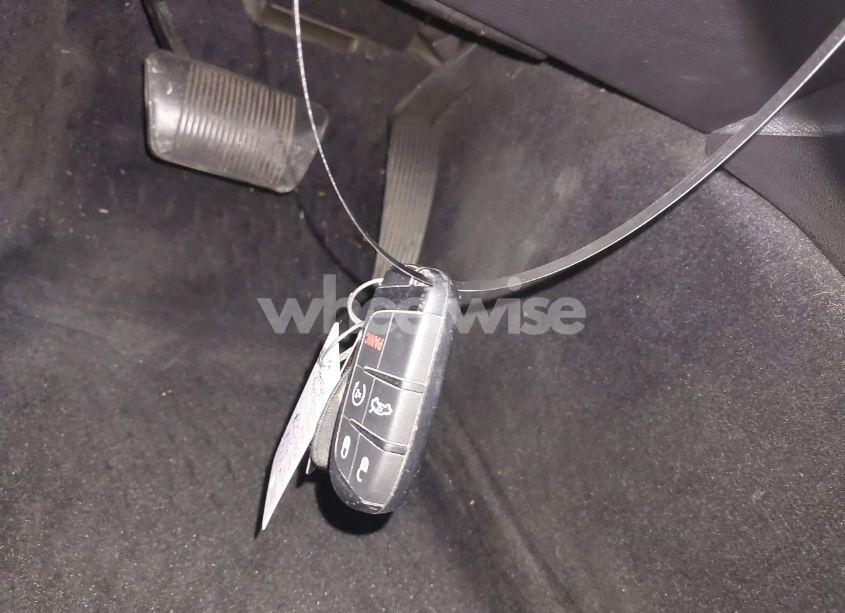 Photo 11 of 2015 Chrysler 300 300S (VIN 2C3CCABG0FH767117)