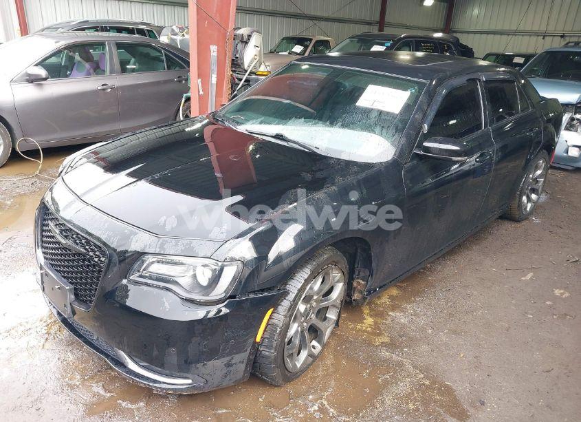 Photo 2 of 2015 Chrysler 300 300S (VIN 2C3CCABG0FH767117)