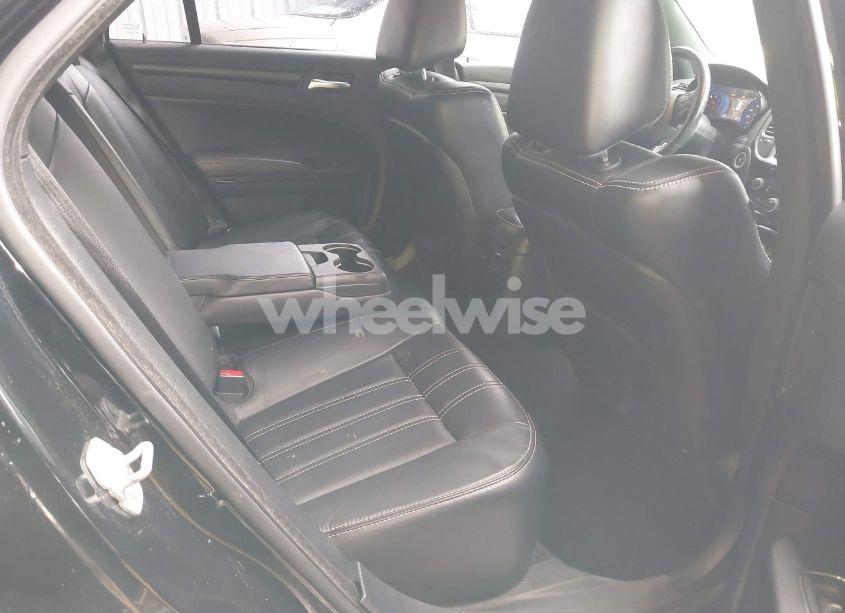 Photo 8 of 2015 Chrysler 300 300S (VIN 2C3CCABG0FH767117)