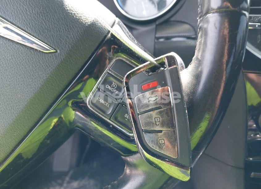 Photo 11 of 2012 Chrysler 300 S V6 (VIN 2C3CCABG1CH251585)