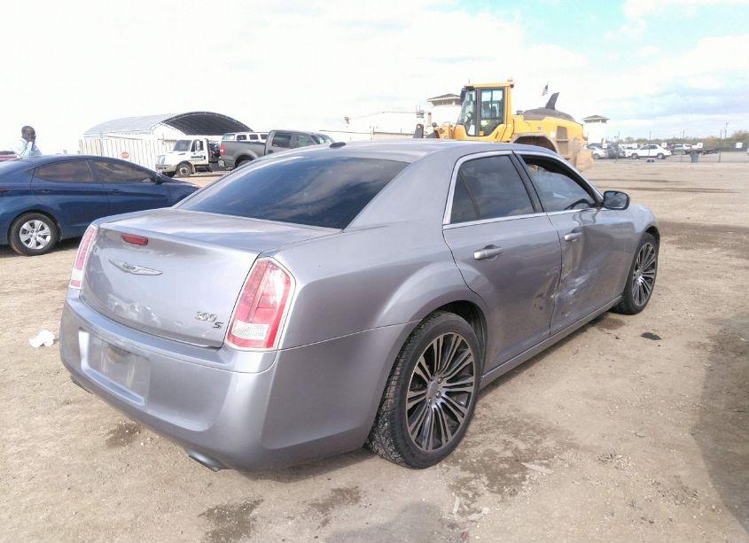 Photo 4 of 2013 Chrysler 300 S (VIN 2C3CCABG1DH576738)