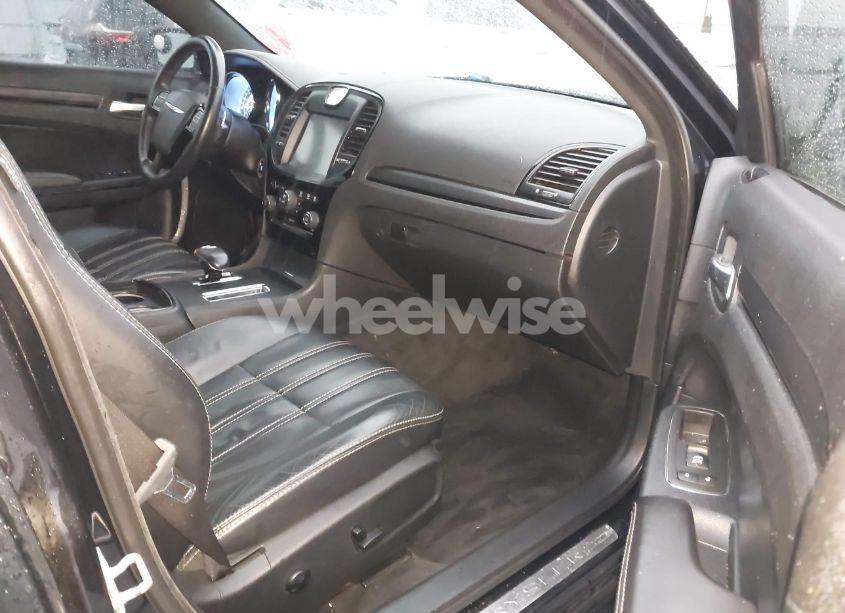 Photo 5 of 2014 Chrysler 300 300S (VIN 2C3CCABG1EH207900)