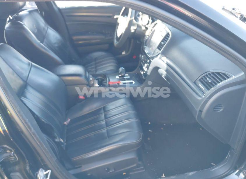 Photo 5 of 2014 Chrysler 300 300S (VIN 2C3CCABG1EH222249)