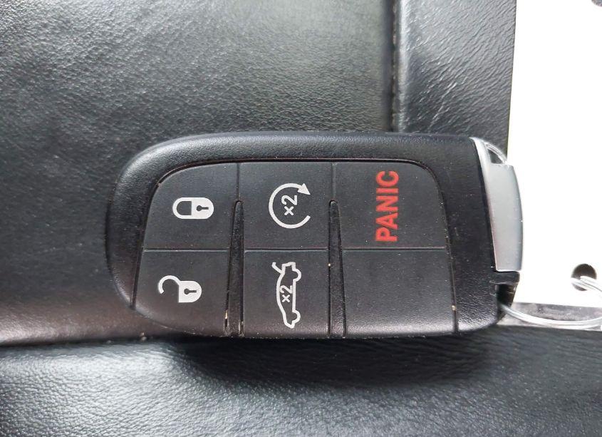 Photo 11 of 2014 Chrysler 300 300S (VIN 2C3CCABG1EH355349)