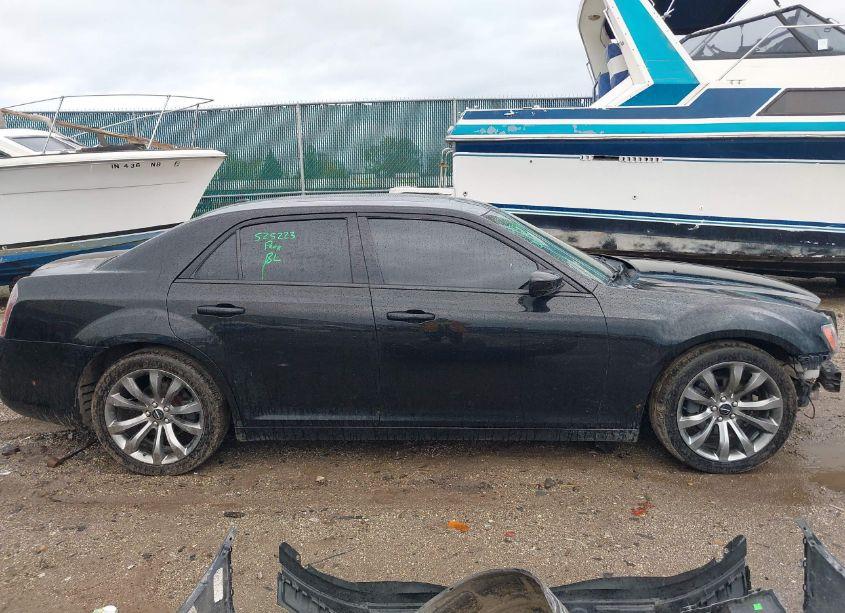 Photo 14 of 2014 Chrysler 300 300S (VIN 2C3CCABG1EH355349)