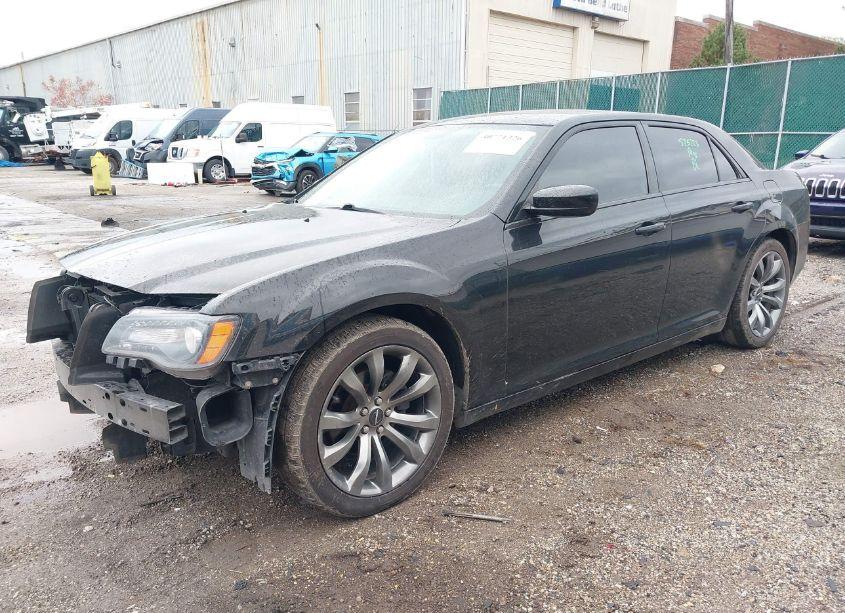 Photo 2 of 2014 Chrysler 300 300S (VIN 2C3CCABG1EH355349)