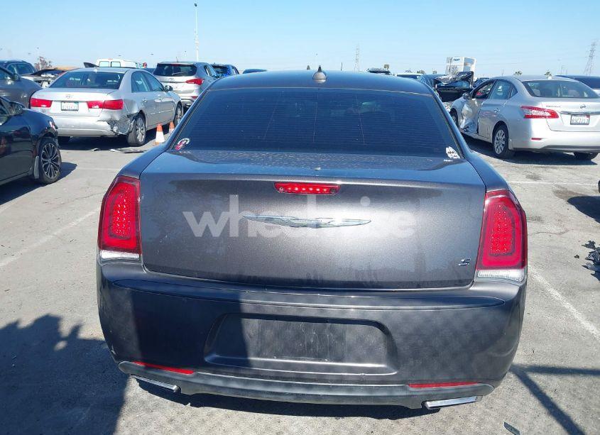 Photo 16 of 2015 Chrysler 300 300S (VIN 2C3CCABG1FH755655)
