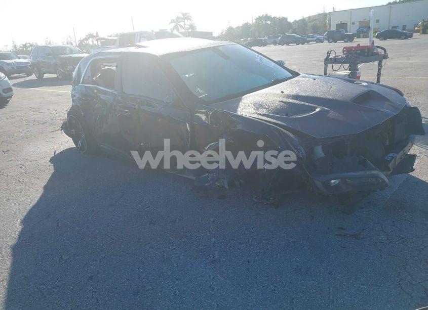 2015 Chrysler 300 (VIN 2C3CCABG1FH792740) main photo