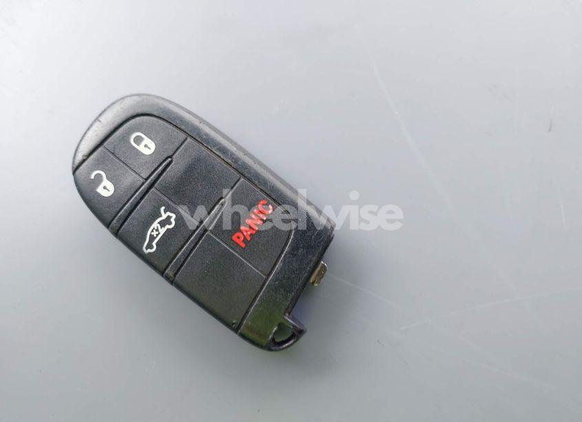 Photo 11 of 2015 Chrysler 300 (VIN 2C3CCABG1FH792740)