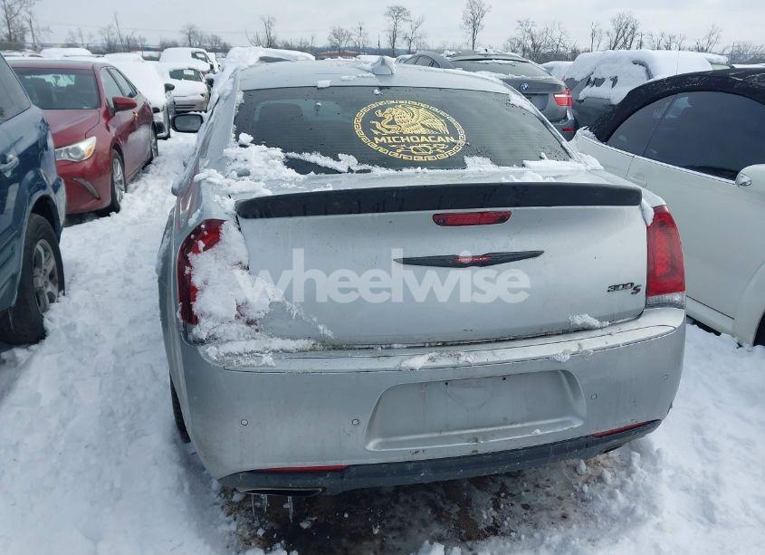 Photo 16 of 2021 Chrysler 300 300S (VIN 2C3CCABG1MH634265)