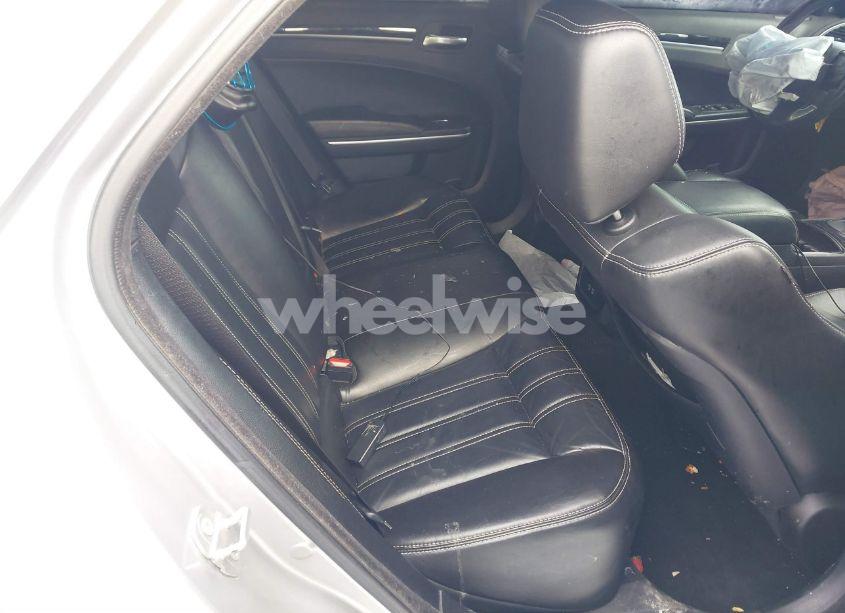 Photo 8 of 2021 Chrysler 300 300S (VIN 2C3CCABG1MH634265)