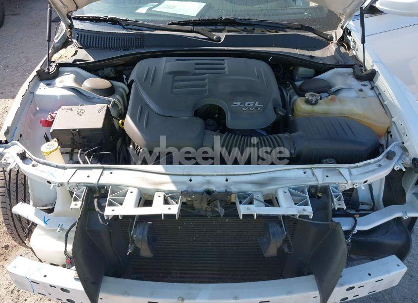 Photo 10 of 2013 Chrysler 300 300S (VIN 2C3CCABG2DH504088)
