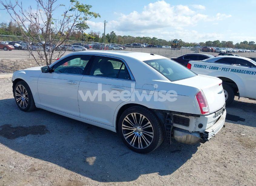 Photo 3 of 2013 Chrysler 300 300S (VIN 2C3CCABG2DH504088)