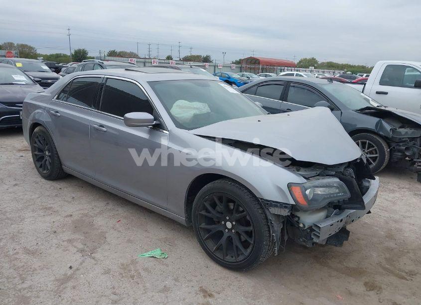 2013 Chrysler 300 300S (VIN 2C3CCABG2DH658011) main photo