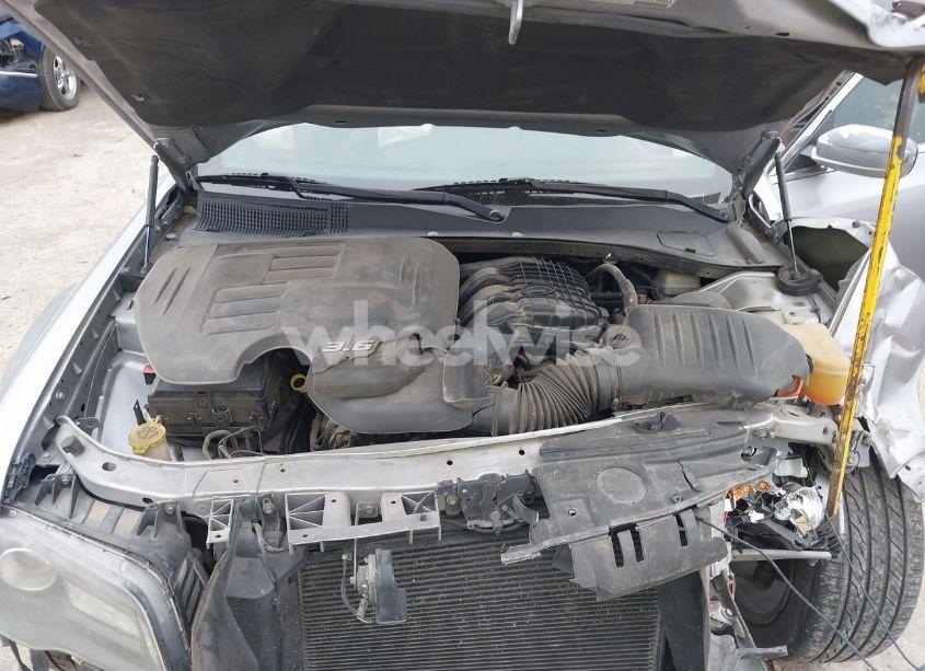 Photo 10 of 2013 Chrysler 300 300S (VIN 2C3CCABG2DH658011)