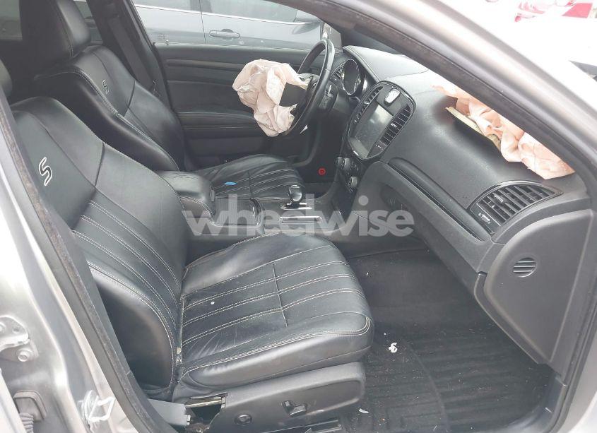 Photo 5 of 2013 Chrysler 300 300S (VIN 2C3CCABG2DH658011)