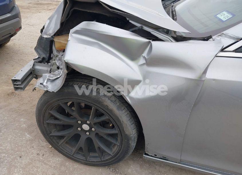 Photo 6 of 2013 Chrysler 300 300S (VIN 2C3CCABG2DH658011)