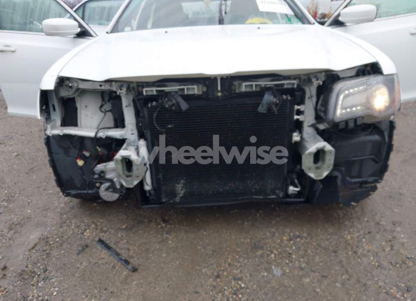 Photo 6 of 2013 Chrysler 300 300S (VIN 2C3CCABG2DH682745)