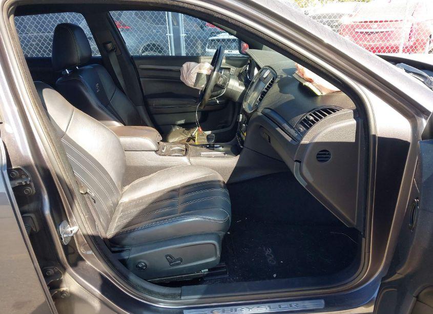 Photo 5 of 2013 Chrysler 300 300S (VIN 2C3CCABG2DH735945)