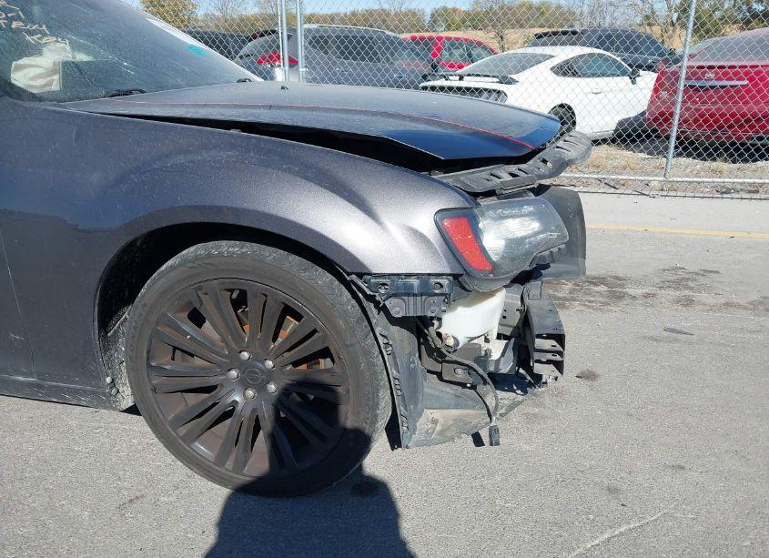 Photo 6 of 2013 Chrysler 300 300S (VIN 2C3CCABG2DH735945)