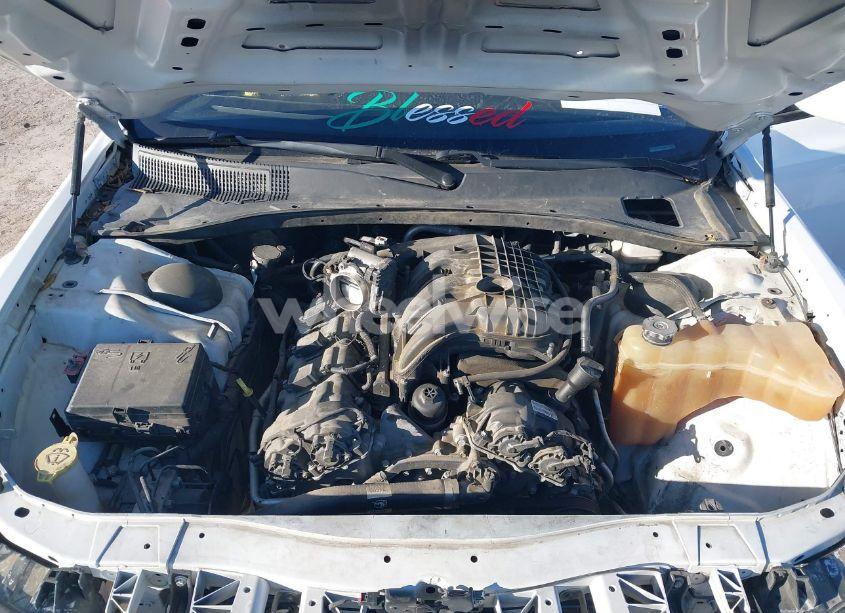 Photo 10 of 2014 Chrysler 300 300S (VIN 2C3CCABG2EH357014)