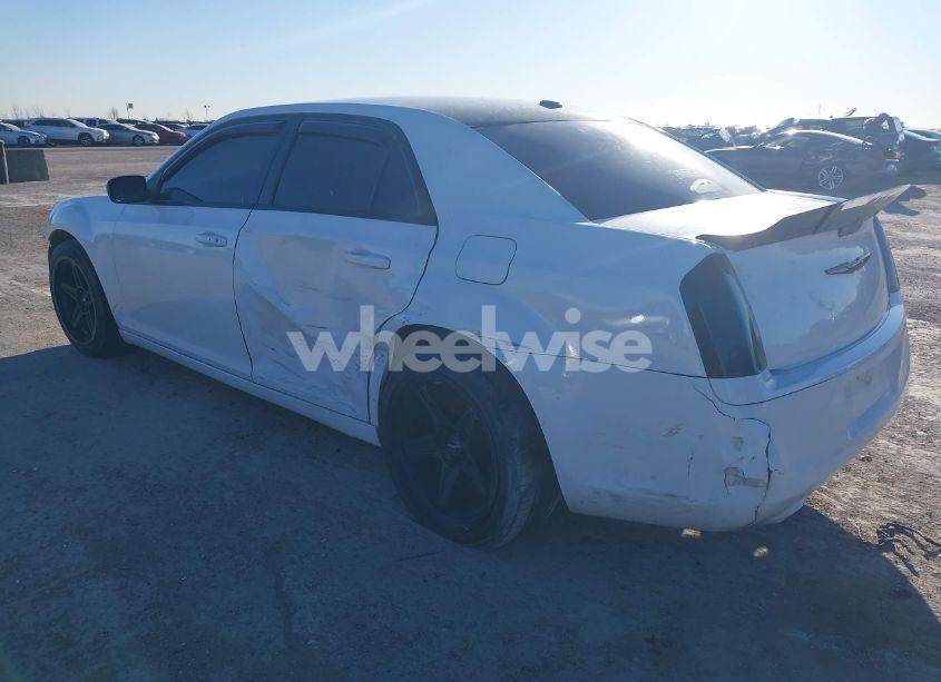 Photo 3 of 2014 Chrysler 300 300S (VIN 2C3CCABG2EH357014)