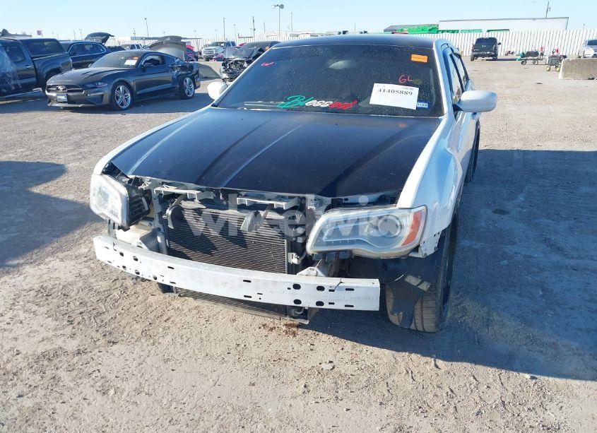 Photo 6 of 2014 Chrysler 300 300S (VIN 2C3CCABG2EH357014)