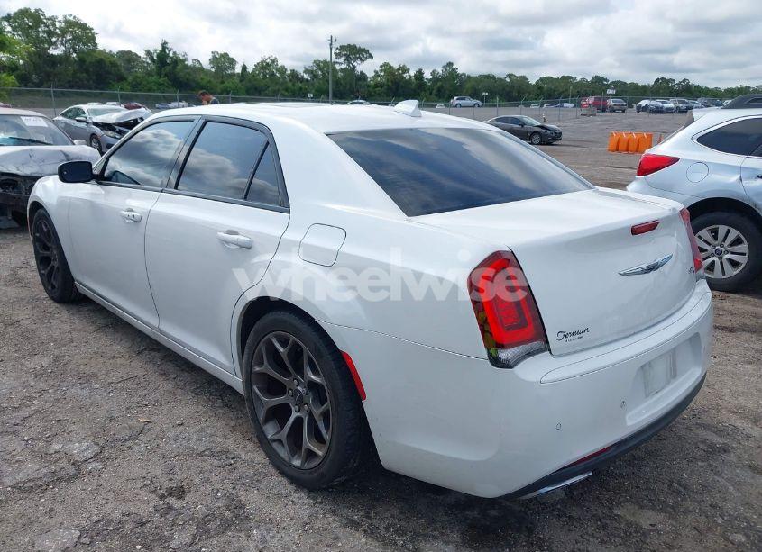 Photo 3 of 2015 Chrysler 300 300S (VIN 2C3CCABG2FH802837)