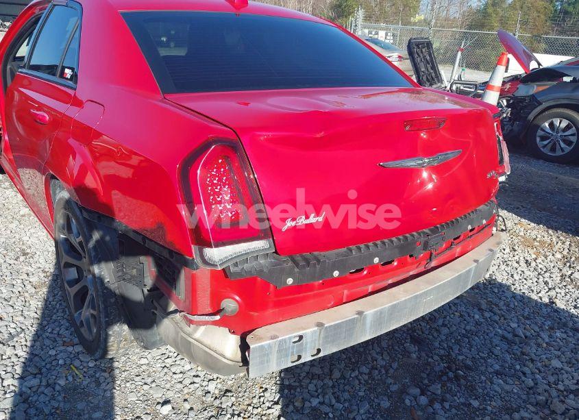 Photo 6 of 2015 Chrysler 300 (VIN 2C3CCABG2FH853562)
