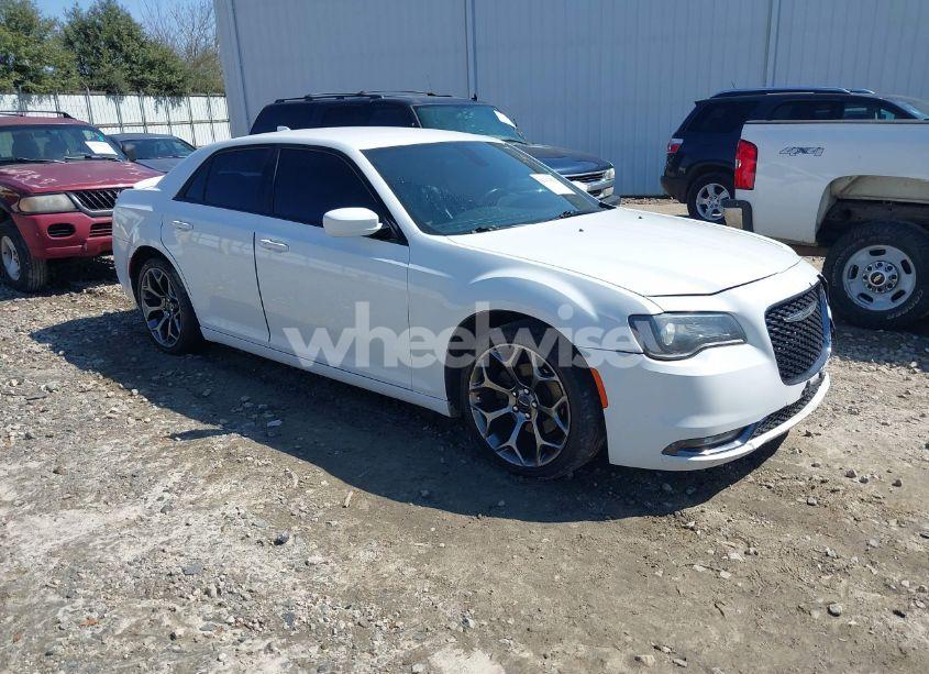 2015 Chrysler 300 300S (VIN 2C3CCABG2FH876064) main photo