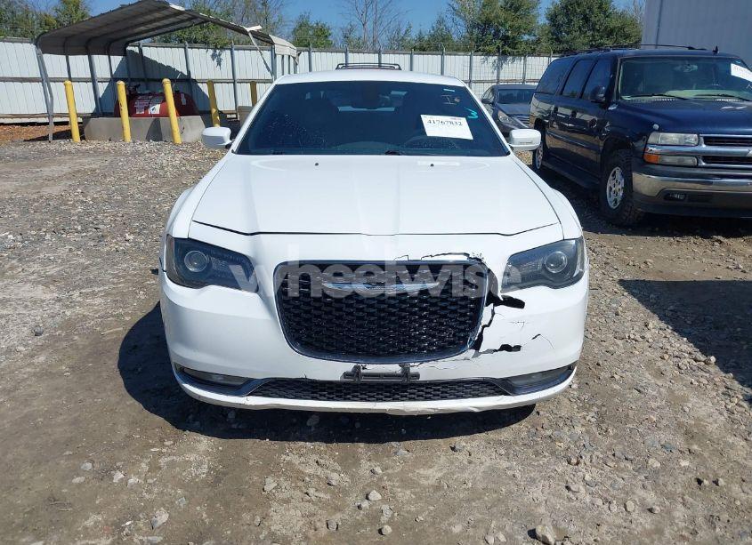 Photo 12 of 2015 Chrysler 300 300S (VIN 2C3CCABG2FH876064)