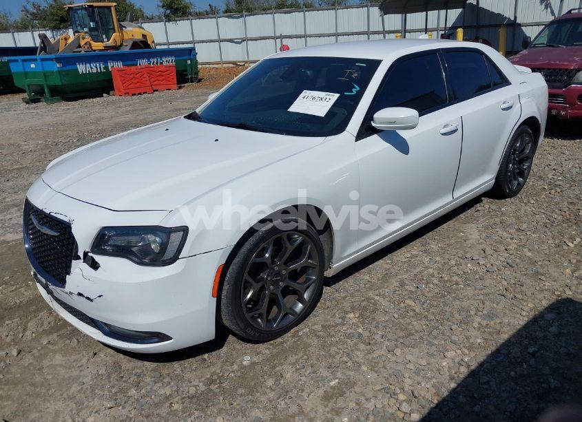 Photo 2 of 2015 Chrysler 300 300S (VIN 2C3CCABG2FH876064)