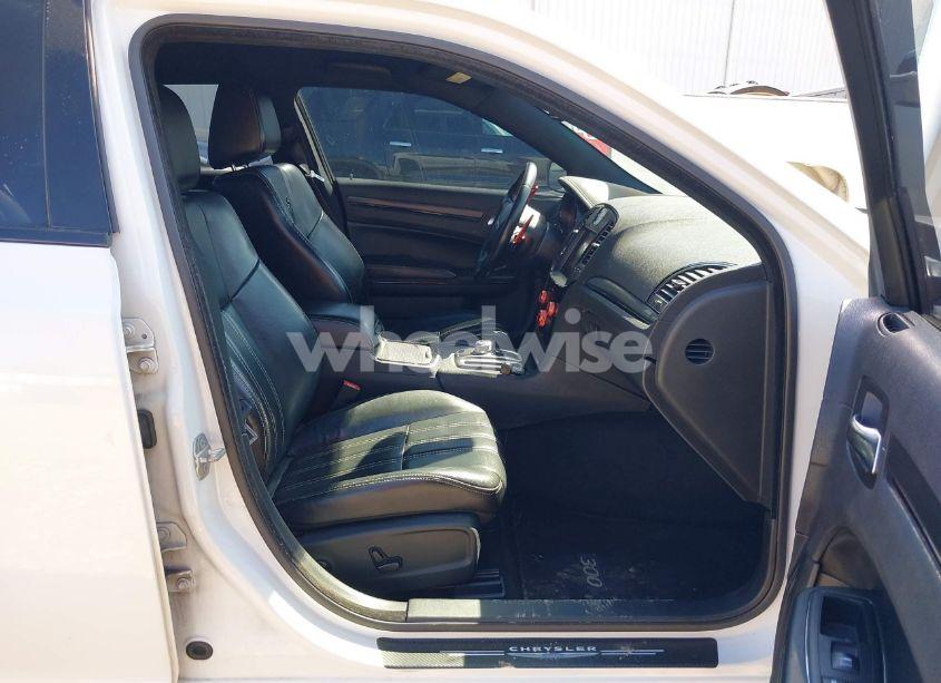 Photo 5 of 2015 Chrysler 300 300S (VIN 2C3CCABG2FH876064)