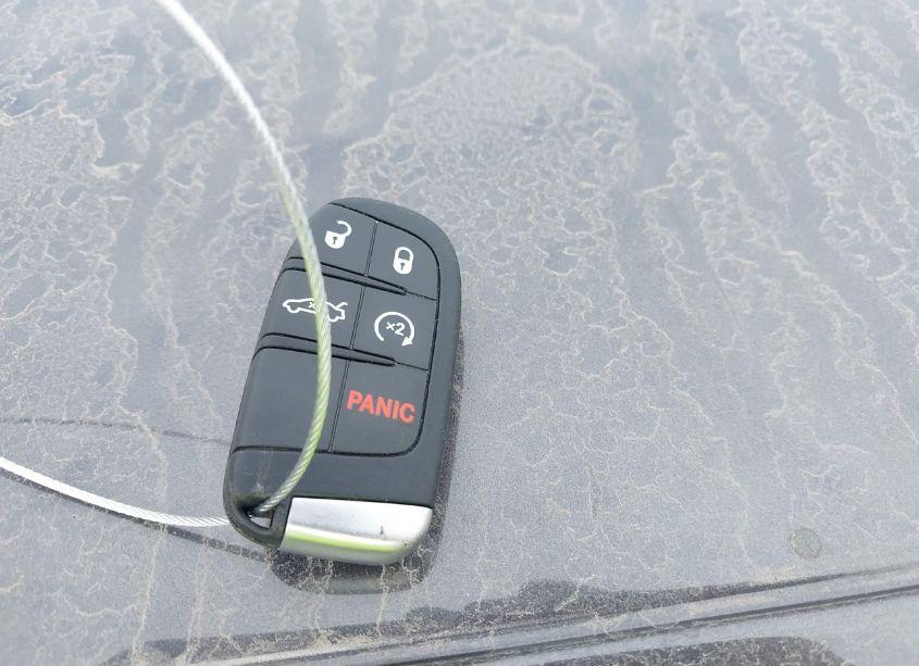 Photo 11 of 2021 Chrysler 300 (VIN 2C3CCABG2MH506990)