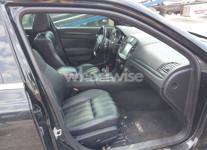 Photo 5 of 2012 Chrysler 300 S V6 (VIN 2C3CCABG3CH256917)