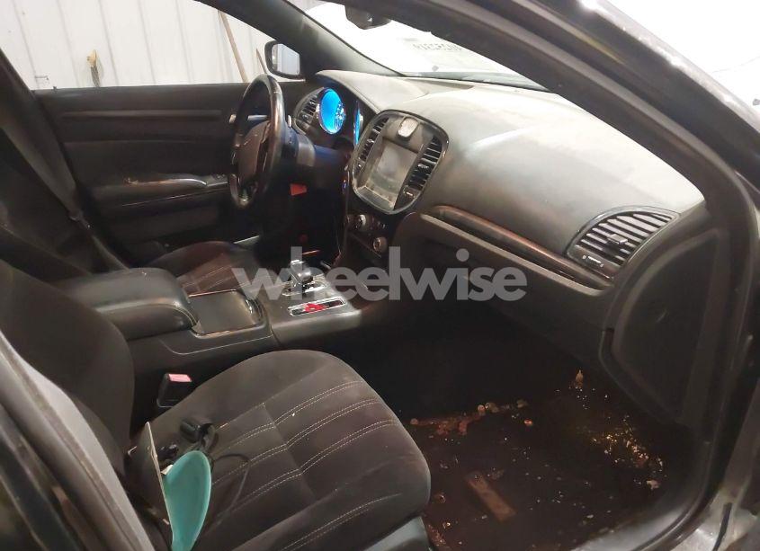 Photo 5 of 2012 Chrysler 300 S V6 (VIN 2C3CCABG3CH272776)