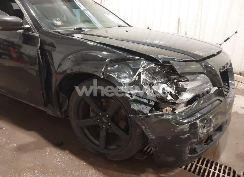 Photo 6 of 2012 Chrysler 300 S V6 (VIN 2C3CCABG3CH272776)