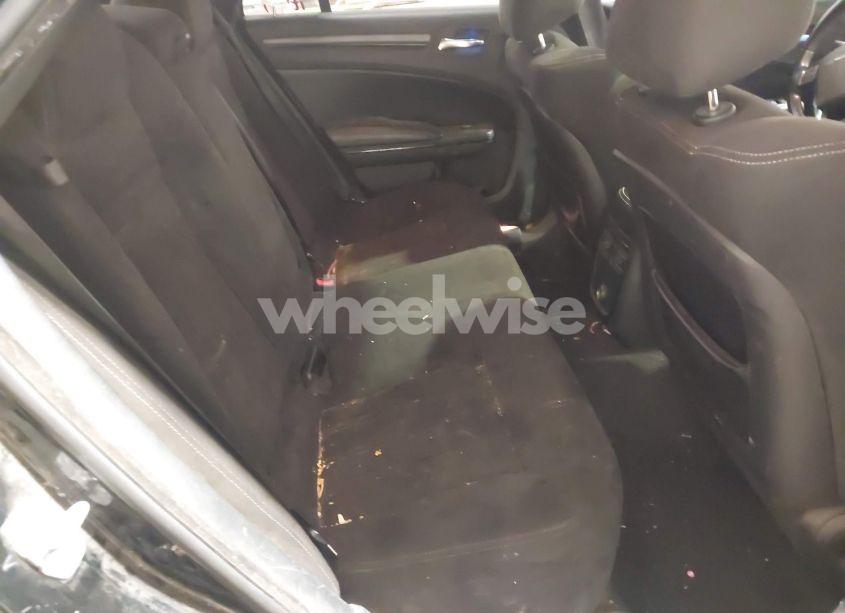 Photo 8 of 2012 Chrysler 300 S V6 (VIN 2C3CCABG3CH272776)