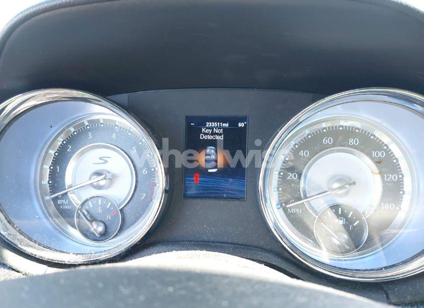 Photo 7 of 2013 Chrysler 300 300S (VIN 2C3CCABG3DH527430)