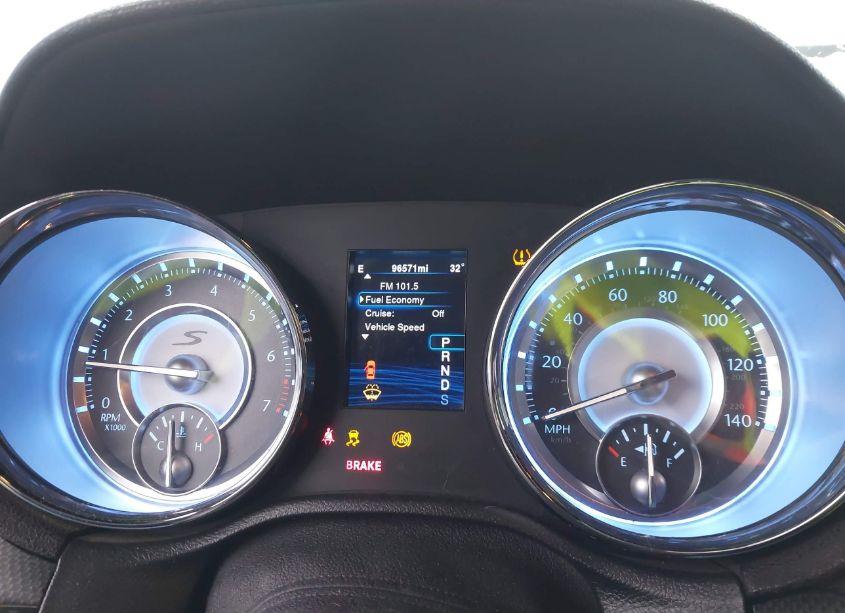 Photo 7 of 2014 Chrysler 300 300S (VIN 2C3CCABG3EH180988)