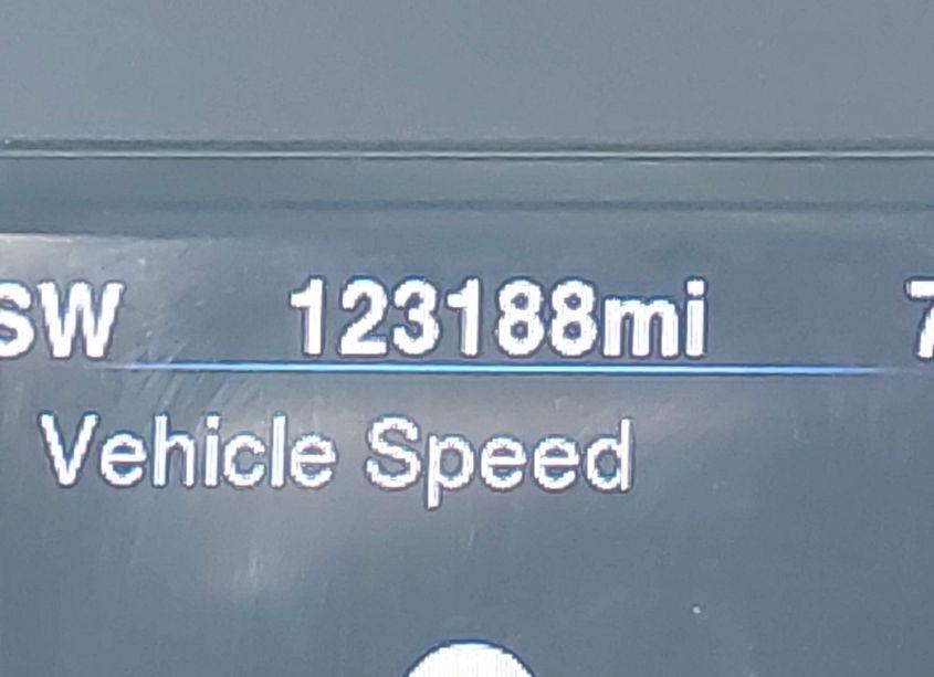 Photo 15 of 2014 Chrysler 300 300S (VIN 2C3CCABG3EH202827)