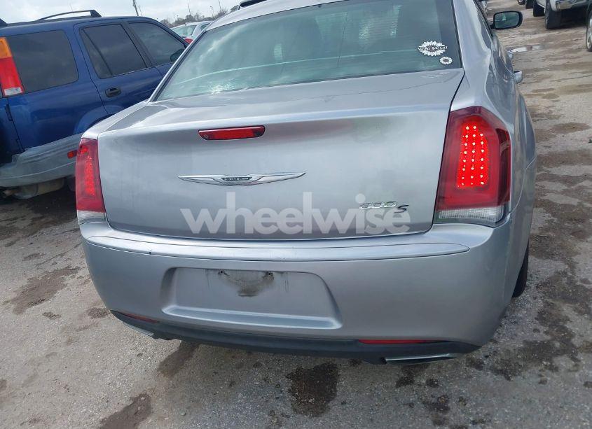 Photo 16 of 2015 Chrysler 300 300S (VIN 2C3CCABG3FH864523)